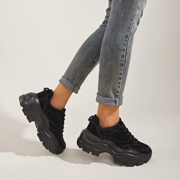 Women Black Platform Fuchsia Hologram Casual Lace-Up Sneakers - Picture 6 of 10